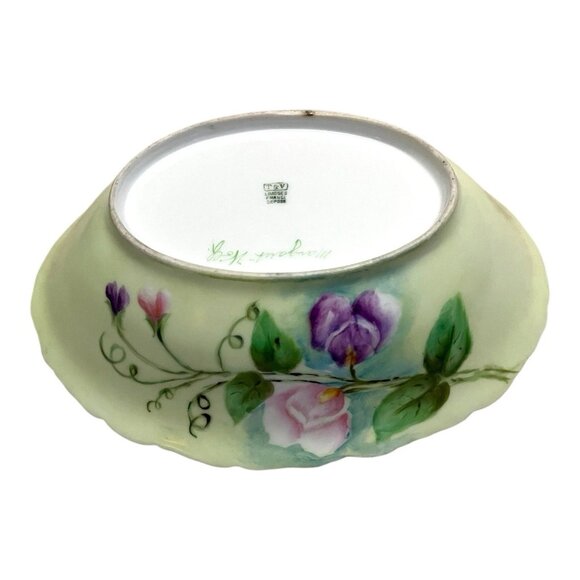 Signed Margaret Wolf T&V Limoges France Hand-Painted Antique Floral Bowl – Gold - Picture 8 of 8